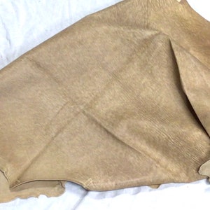 Antique Glazed Cornsilk Tan Distressed Leather Lambskins.  TOWN576