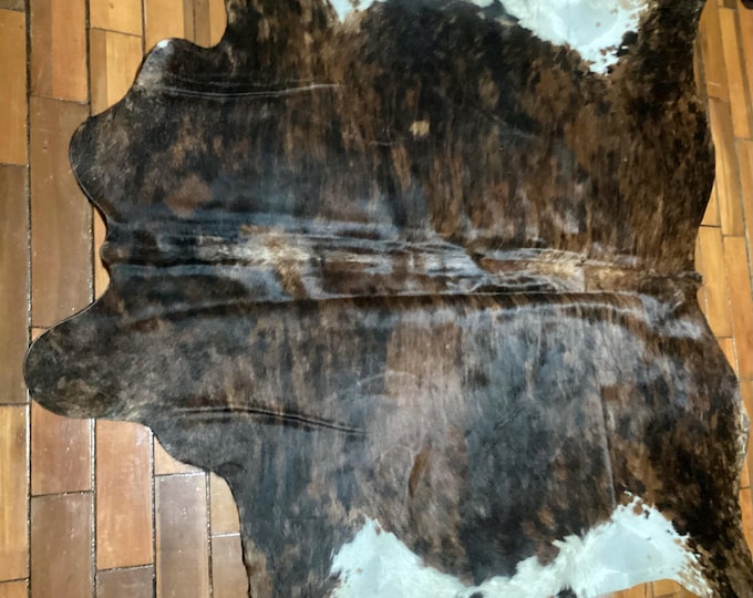 Brindle/Tri-Color Hair on Cowhide Rug. Rugs. upholstery Leather. Cowhides, CLHOH10
