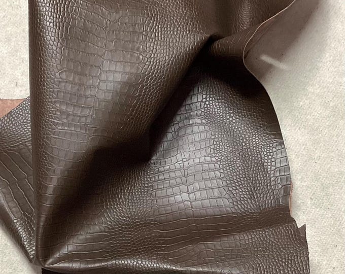 Brown Embossed Gator Leather Cowhide Remnant,  LAC126