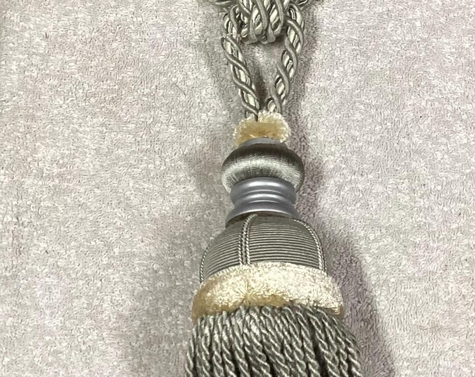 Package of 4 Gray Russian Bullion Fringe Tiebacks. 27 Inch.  Home Decor.  Home Furnishings.  Drapery.   Tassels. RB02
