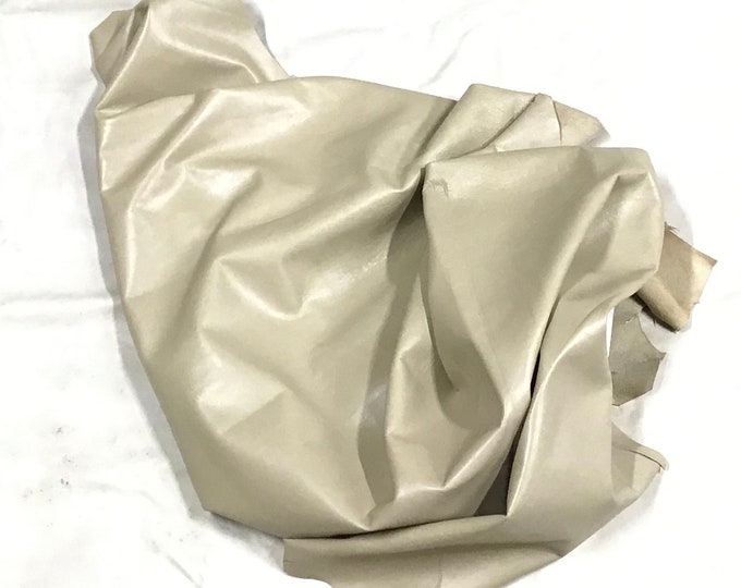 Semi Glos Beige Leather Deerskin.  LAMB7102