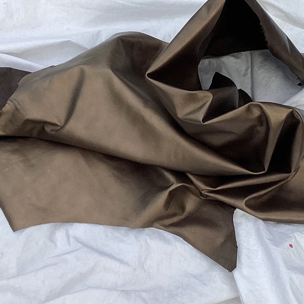 Lambskins,Pearlized Pippi Brown Distressed Leather Hides.  Garment Leather, Upholstery Leather, Crafting Leather.  TOWN158