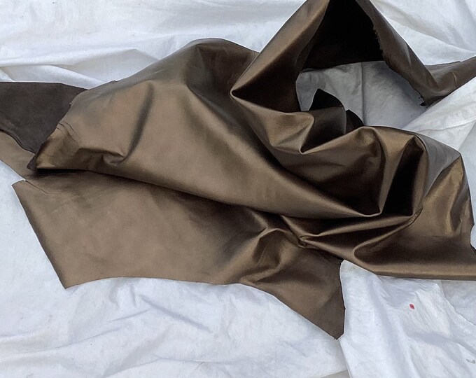 Lambskins,Pearlized Pippi Brown Distressed Leather Hides.  Garment Leather, Upholstery Leather, Crafting Leather.  TOWN158