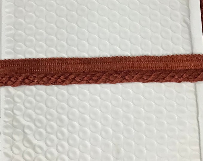 Burgundy 3/8 inch Check Ply Cord W/Lip.  trim.    upholstery trim.   VNT22