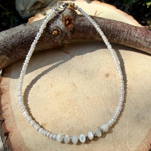 Freshwater Anklet with Mother of Pearl Accent • Sterling Silver Ankle Bracelet bild 2