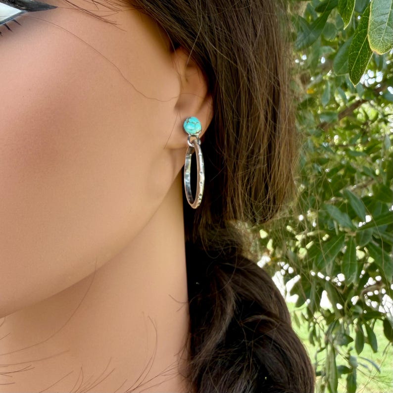 Sterling Silver Turquoise Hoop Post Earrings • 10x8mm Pear Number 8 Cabochon immagine 9