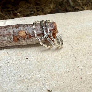 Sterling Silver Sideways Cross Ring | Christian Faith Ring | Stack Band Set imagen 1