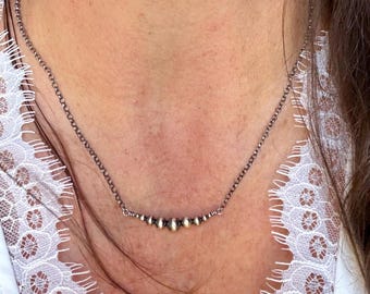 Gargantilla de plata de ley con perlas del desierto / Collar delicado estilo suroeste / Cadena brillante u oxidada