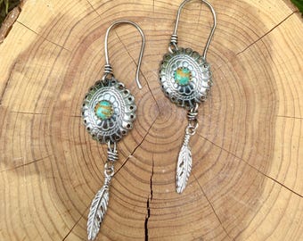 Pendientes Kingman de turquesa con concho • Colgante de pluma de plata esterlina • Estilo suroeste