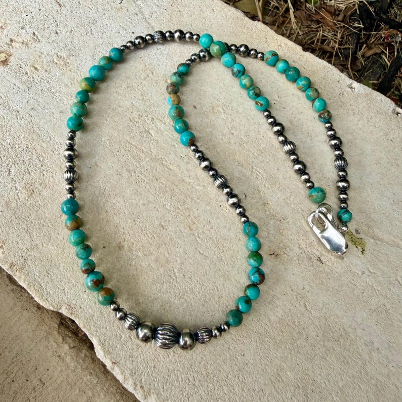 Gargantilla Kingman de turquesa • Perlas del desierto • Plata de ley • Estilo perla navajo imagen 6