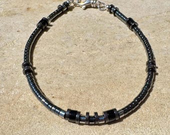 Pulseira de Hematita e Ônix Preto – Detalhe em Prata de Lei, Joia Minimalista e Elegante, Peça Artesanal Favorita