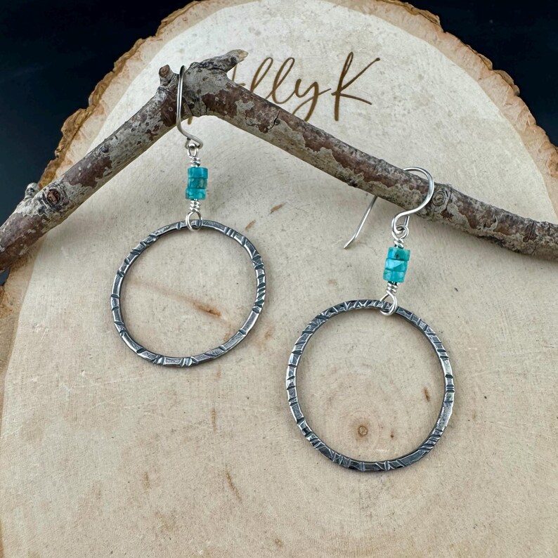 Pendientes circulares de plata de ley con turquesa: joyería artesanal hecha a mano. imagen 8