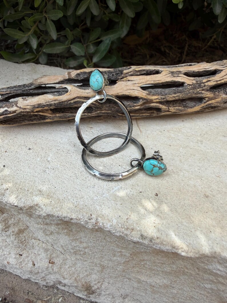 Sterling Silver Turquoise Hoop Post Earrings • 10x8mm Pear Number 8 Cabochon immagine 4