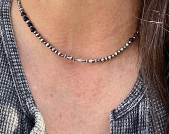 Collar de perlas del desierto de ónix negro • Gargantilla elegante de plata de ley estilo suroeste