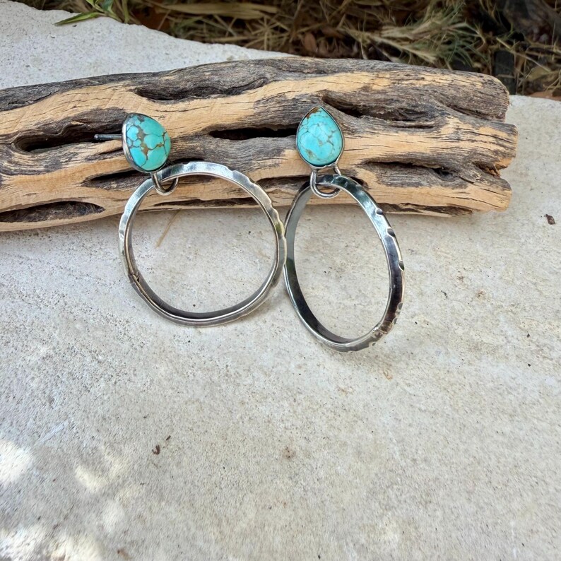 Sterling Silver Turquoise Hoop Post Earrings • 10x8mm Pear Number 8 Cabochon immagine 2