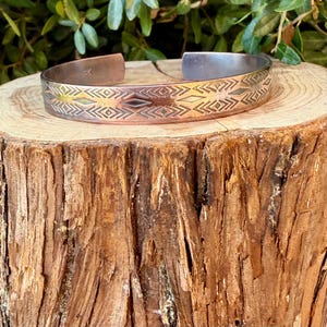 Southwest Copper Cuff • Hand‑Forged Raw Copper Bracelet • Western Pattern