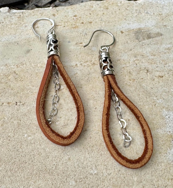 Leather earrings with heart chain / genuine leather earrings