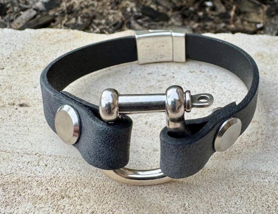 Leather shackle style bracelet with horse clasp magnet closure / genuine leather bracelet
