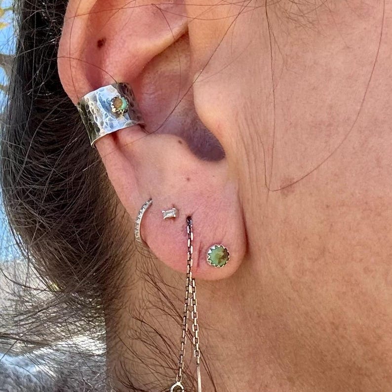 Green Kingman Turquoise Stud Earrings • Sterling Silver Posts • 4mm Cabochons zdjęcie 5