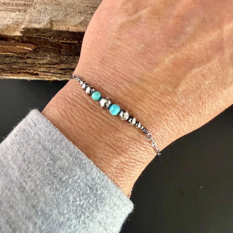 Bracelet chaîne barre graduée en perles du désert et turquoise | Élégance du sud-ouest en argent sterling image 3