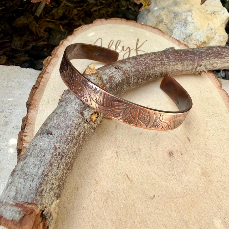 Southwest Floral Copper Cuff • Hand‑Forged Raw Copper Bracelet • Flower Doodle Pattern image 2