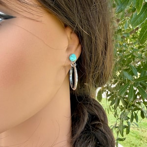 Sterling Silver Turquoise Hoop Post Earrings • 10x8mm Pear Number 8 Cabochon immagine 3
