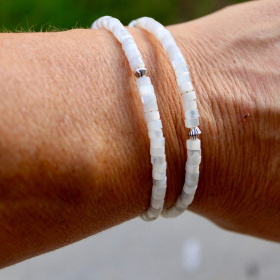 Mother of Pearl Bracelet, Double Wrap Carbon Steel Memory Wire Bracelet, Gemstone Charm Bracelet, Stretch Bracelet