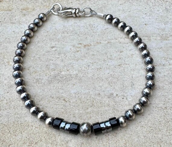 Navajo Pearl Bracelet with Black Onyx, Hematite Beaded Bracelet, Sterling Silver Bracelet, Gemstone Jewelry, Bracelet Gift