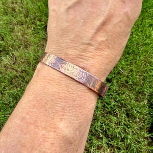 Southwest Floral Copper Cuff • Hand‑Forged Raw Copper Bracelet • Flower Doodle Pattern image 6