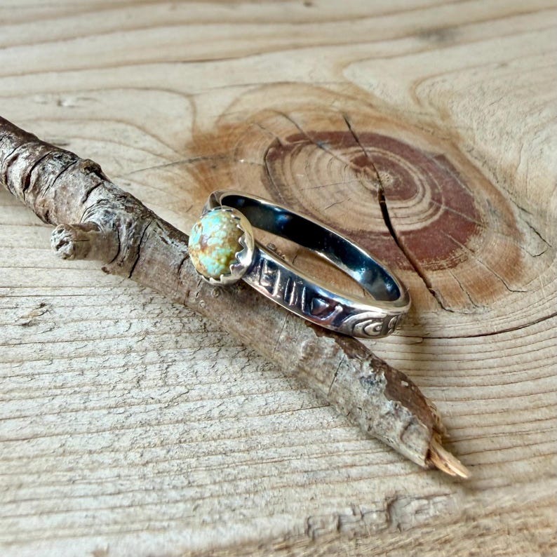 6mm Number 8 Turquoise Ring • Floral Sterling Silver Band • Southwest Jewelry image 8
