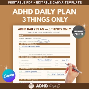 Op de afbeelding: Afdrukbare ADHD dagelijkse plantemplate met de tekst "ADHD DAILY PLAN 3 THINGS ONLY". De template bevat secties voor taken, tijdankers en snelle taken. De afbeelding bevat ook het Canva-logo.