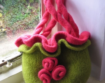 PDF Knitting Pattern for Green and Pink Frilly Bag