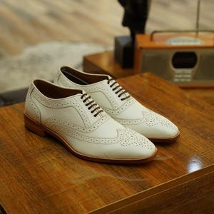 Handcrafted Leather Oxford Shoes for Men: Full Grain Formal Dress Shoes with Brogue Detailing image 4