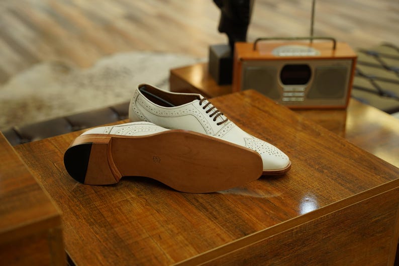 Handcrafted Leather Oxford Shoes for Men: Full Grain Formal Dress Shoes with Brogue Detailing image 8