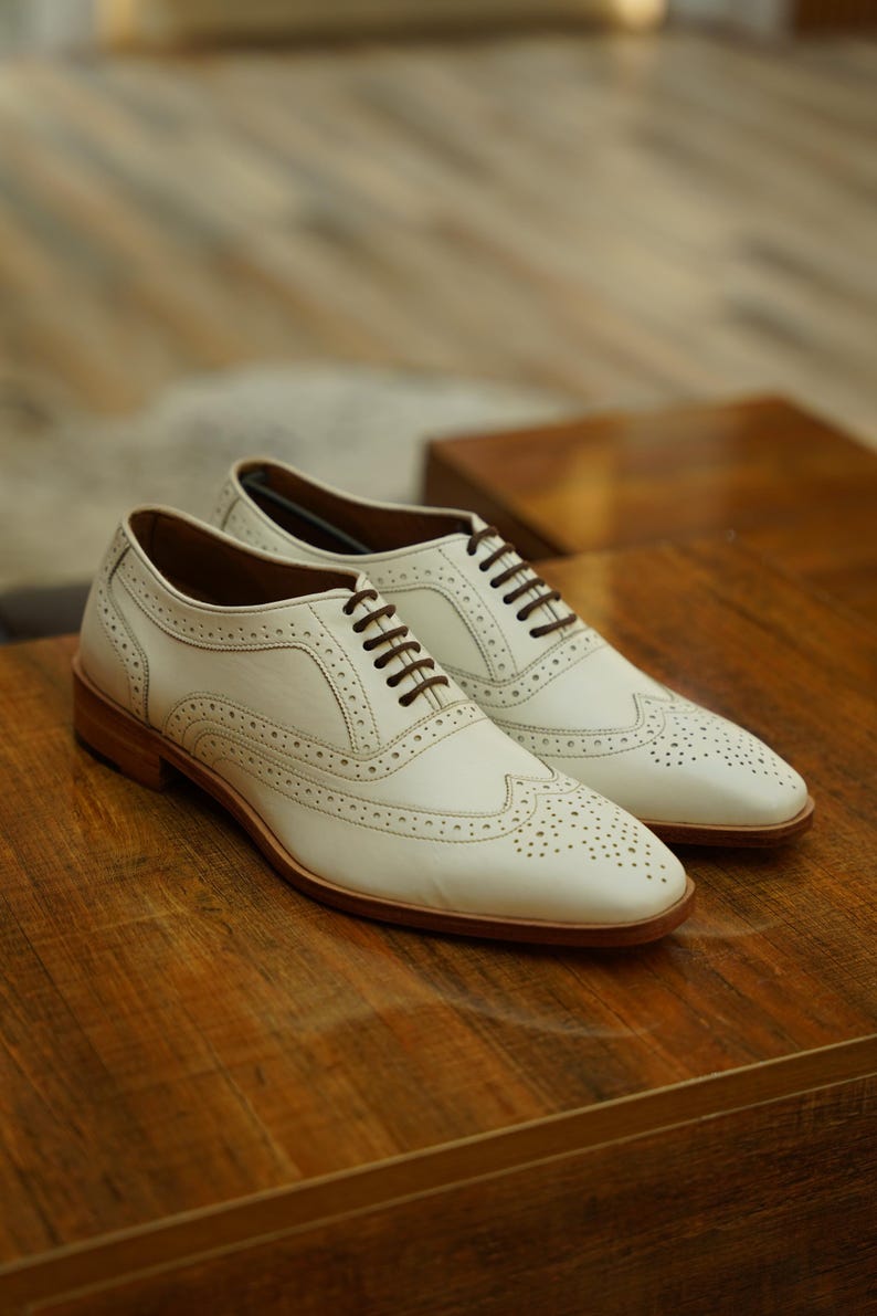 Handcrafted Leather Oxford Shoes for Men: Full Grain Formal Dress Shoes with Brogue Detailing image 7