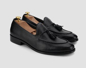 Mocasines Penny de piel negra con borlas – Mocasines formales para hombre hechos a mano