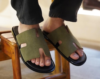 Pantuflas de cuero para hombre: sandalias planas de gamuza con suela artesanal.