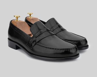 Handmade Leather Loafers for Men: Elegant Penny Loafers with Comfort and Style