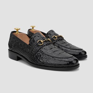 Handcrafted Men’s Crocodile Shoes – Elegant Handmade Men’s Leather Formal Shoes in Black