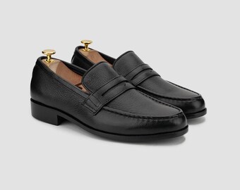 Ręcznie robione mokasyny typu penny loafers z miękkiej skóry bydlęcej dla mężczyzn: klasyczne czarne, wsuwane, formalne buty