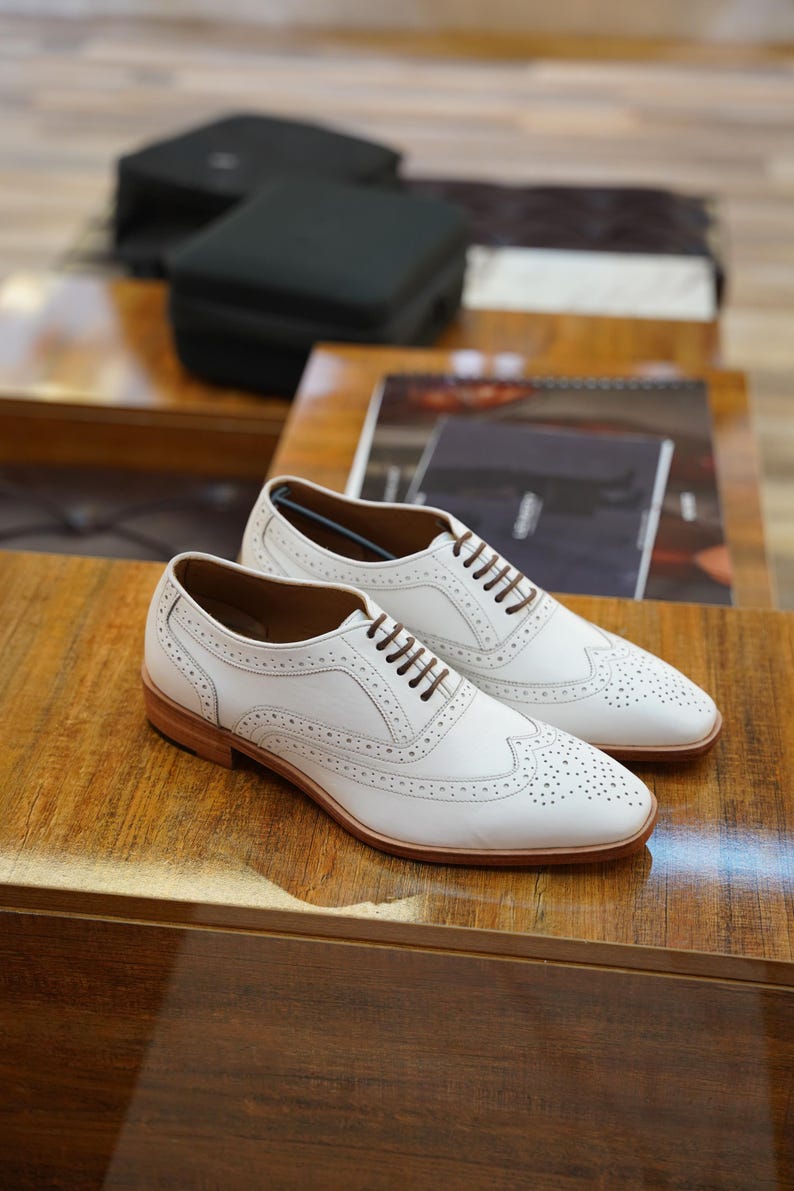 Handcrafted Leather Oxford Shoes for Men: Full Grain Formal Dress Shoes with Brogue Detailing image 9