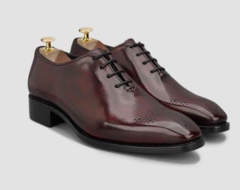 Zapatos Oxford de cuero de plena flor color coñac hechos a mano: calzado formal de vestir.