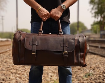 Bolsa de viaje de cuero hecha a mano con cremalleras YKK de latón y 5 bolsillos con cremallera.
