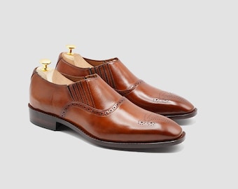 Scarpe brogue in pelle pieno fiore fatte a mano: scarpe eleganti con cucitura Goodyear.