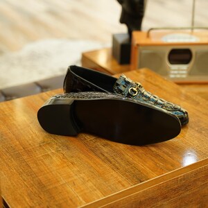 Handcrafted Men’s Crocodile Shoes – Elegant Handmade Men’s Leather Formal Shoes in Black image 4