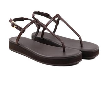 Luxe donkerbruine leren sandalen voor dames – zacht, chic en veelzijdig | Donkerbruine kalfsleren sandalen dames | Klassiek donkerbruin leer