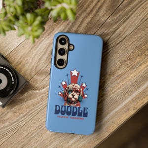Skal till Samsung Galaxy eller Google Pixel med doodle, Labradoodle Golden Doodle, Ausiedoodle, Bernedoodle, Cavapoo, present till hundägare med doodlemotiv