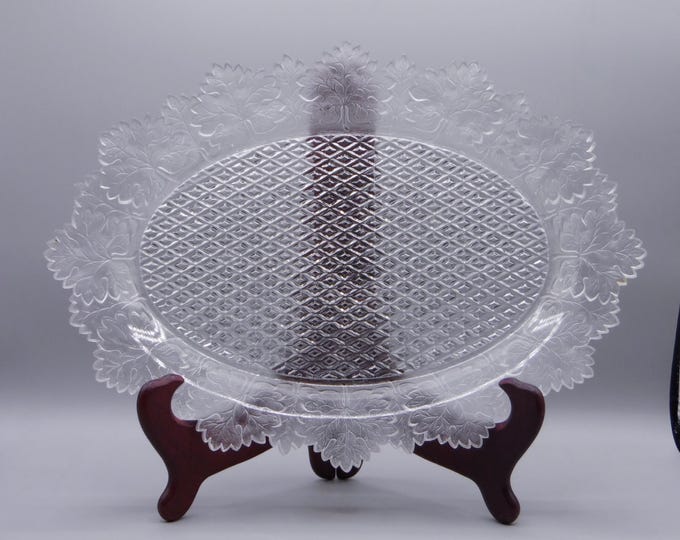 Early American Pressed Glass Platter, Gillinder and Sons, Inc. Leaf (OMN) aka Maple Leaf, c 1885