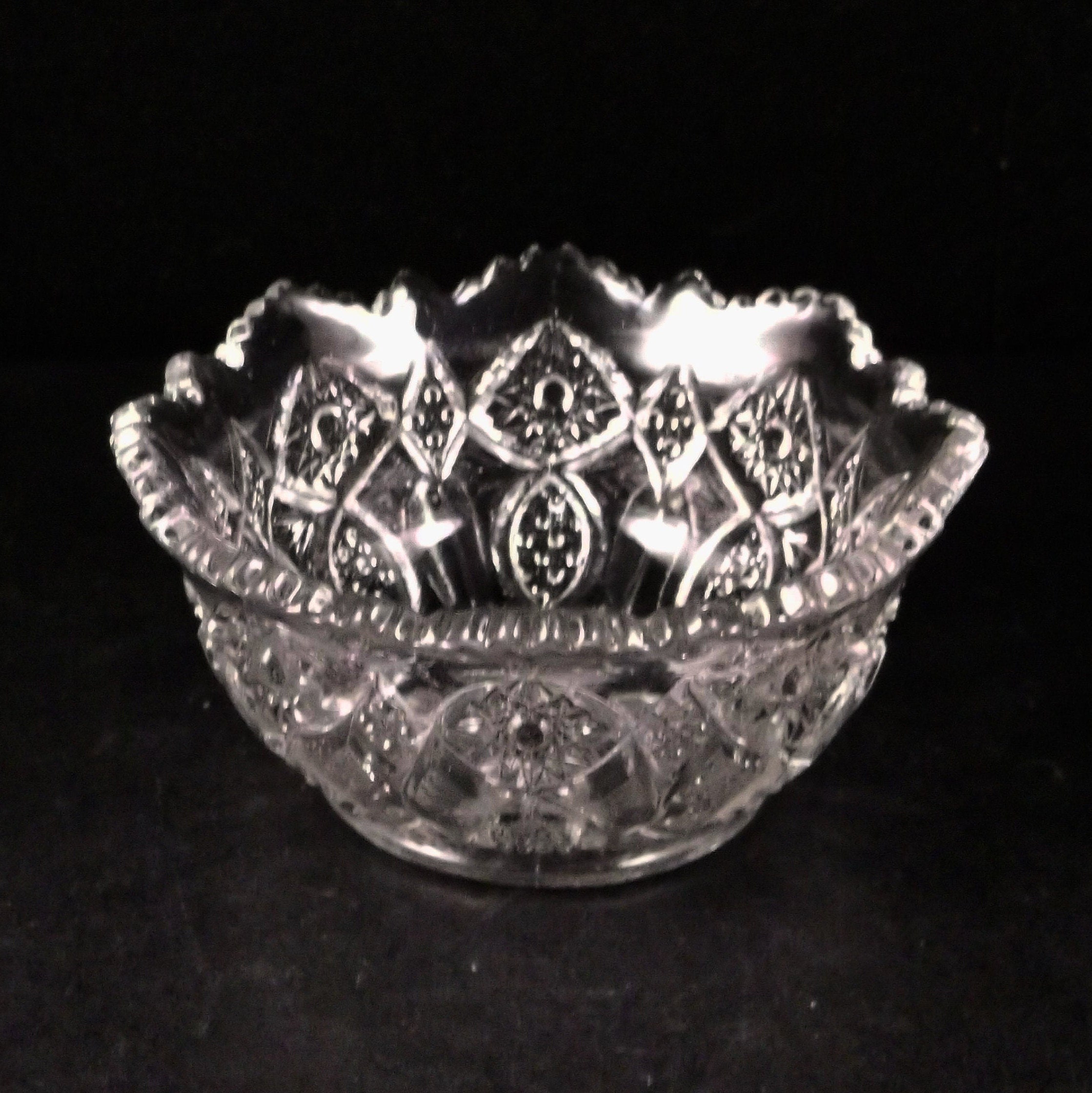 Early American Pressed Glass Individual Berry Bowl Unknown Maker