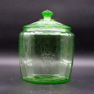 Depression Glass Cookie Jar, Hocking Glass Company, Cameo (aka Ballerina), Green, 1930 - 1934